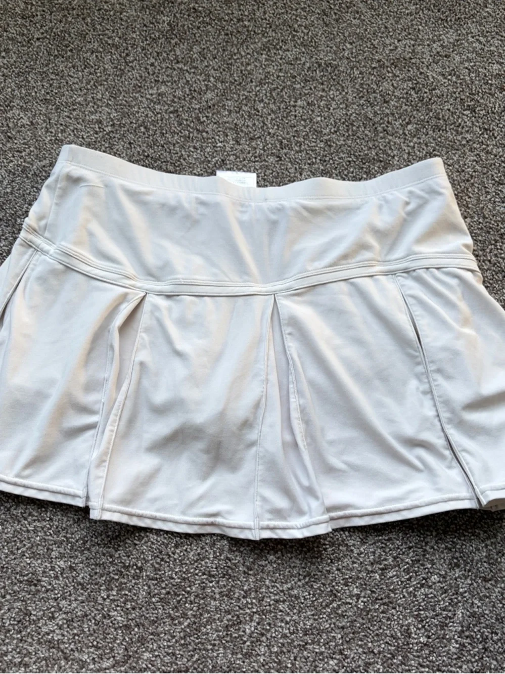 Nike White Pleated Athletic Skort with Logo - Picture 2 of 4